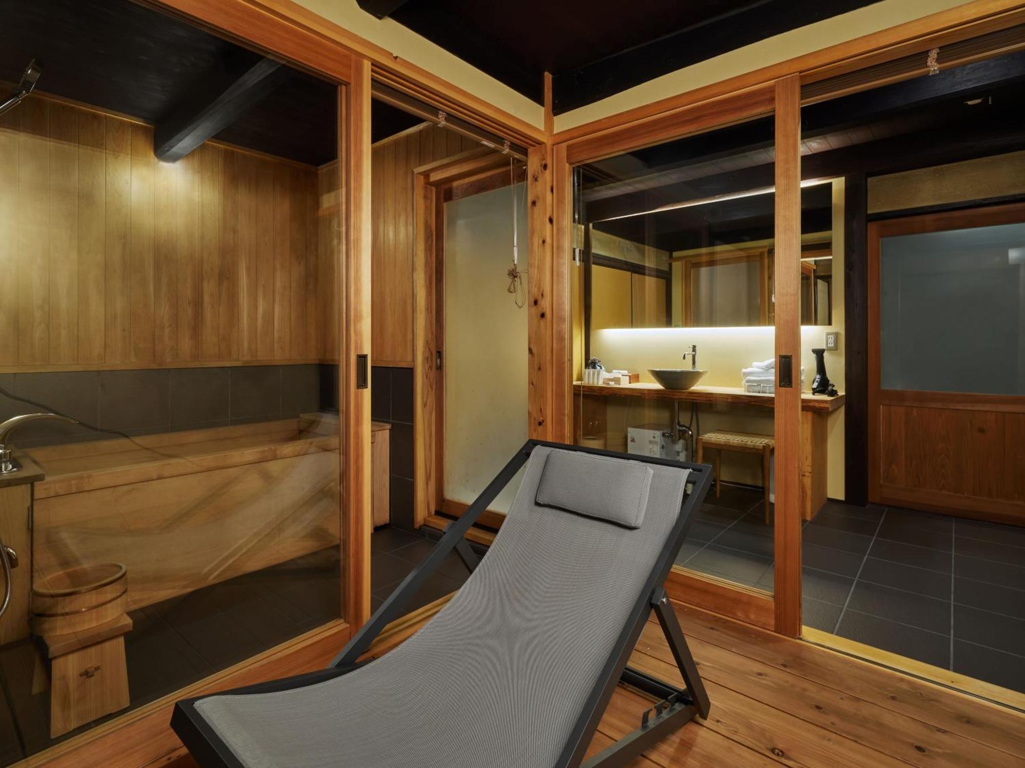 Nipponia Hotel Ozu Castle Town Екстериор снимка