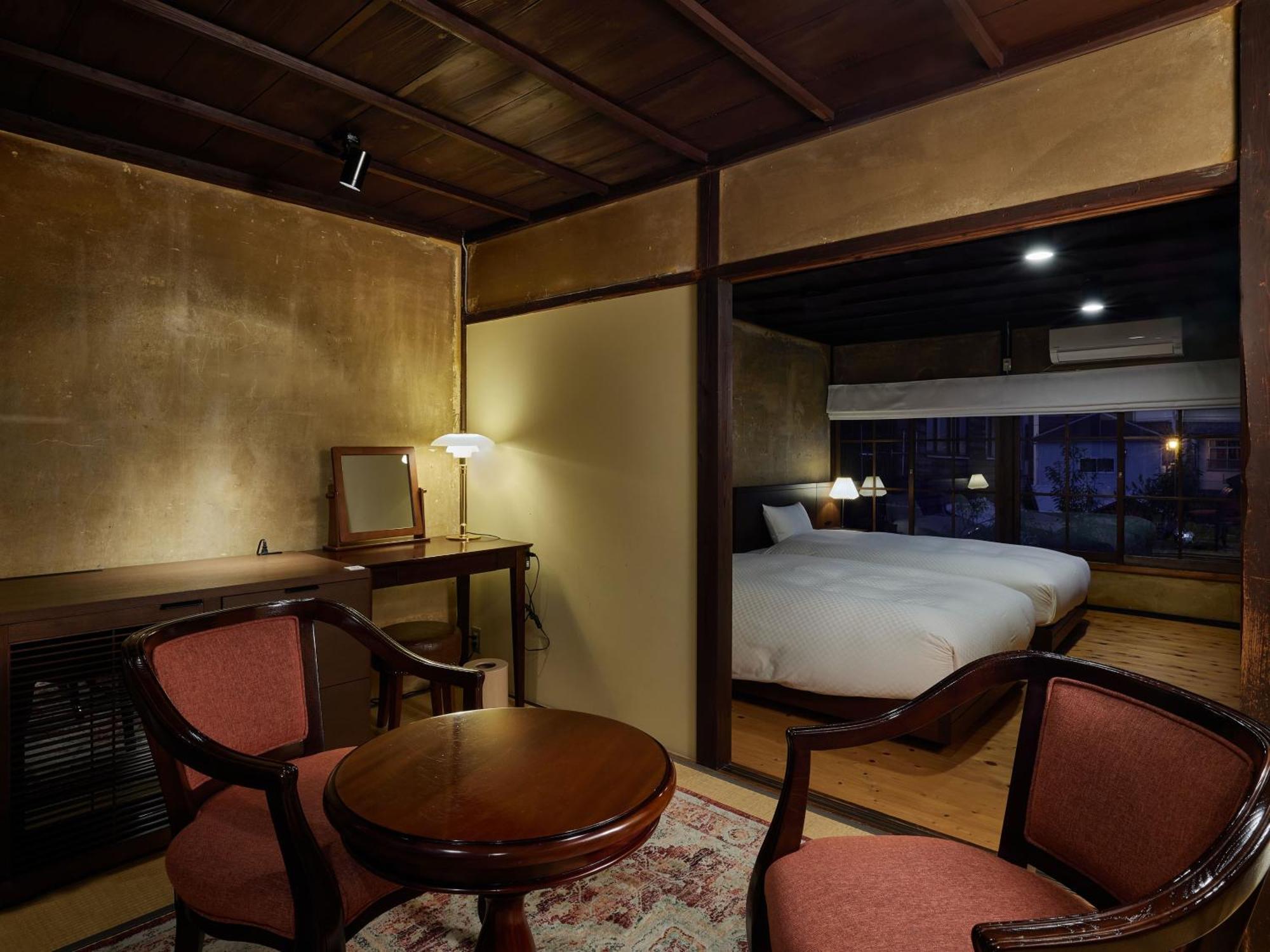 Nipponia Hotel Ozu Castle Town Екстериор снимка