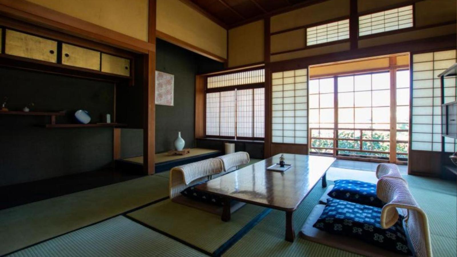 Nipponia Hotel Ozu Castle Town Екстериор снимка